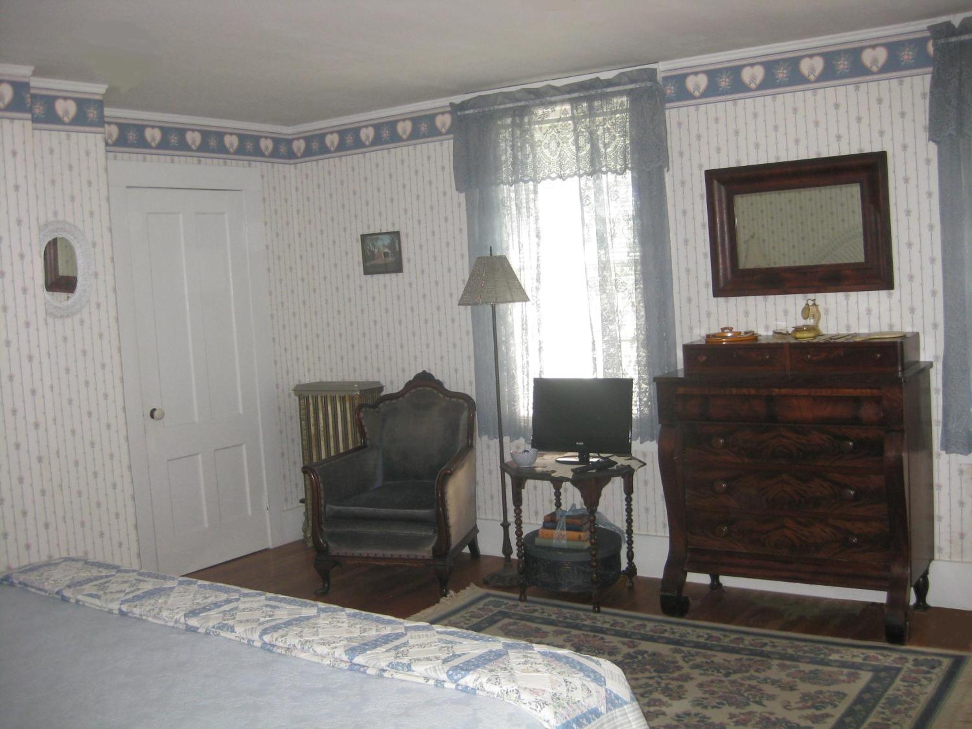 The Bridges Inn At Whitcomb House B&B Swanzey Extérieur photo
