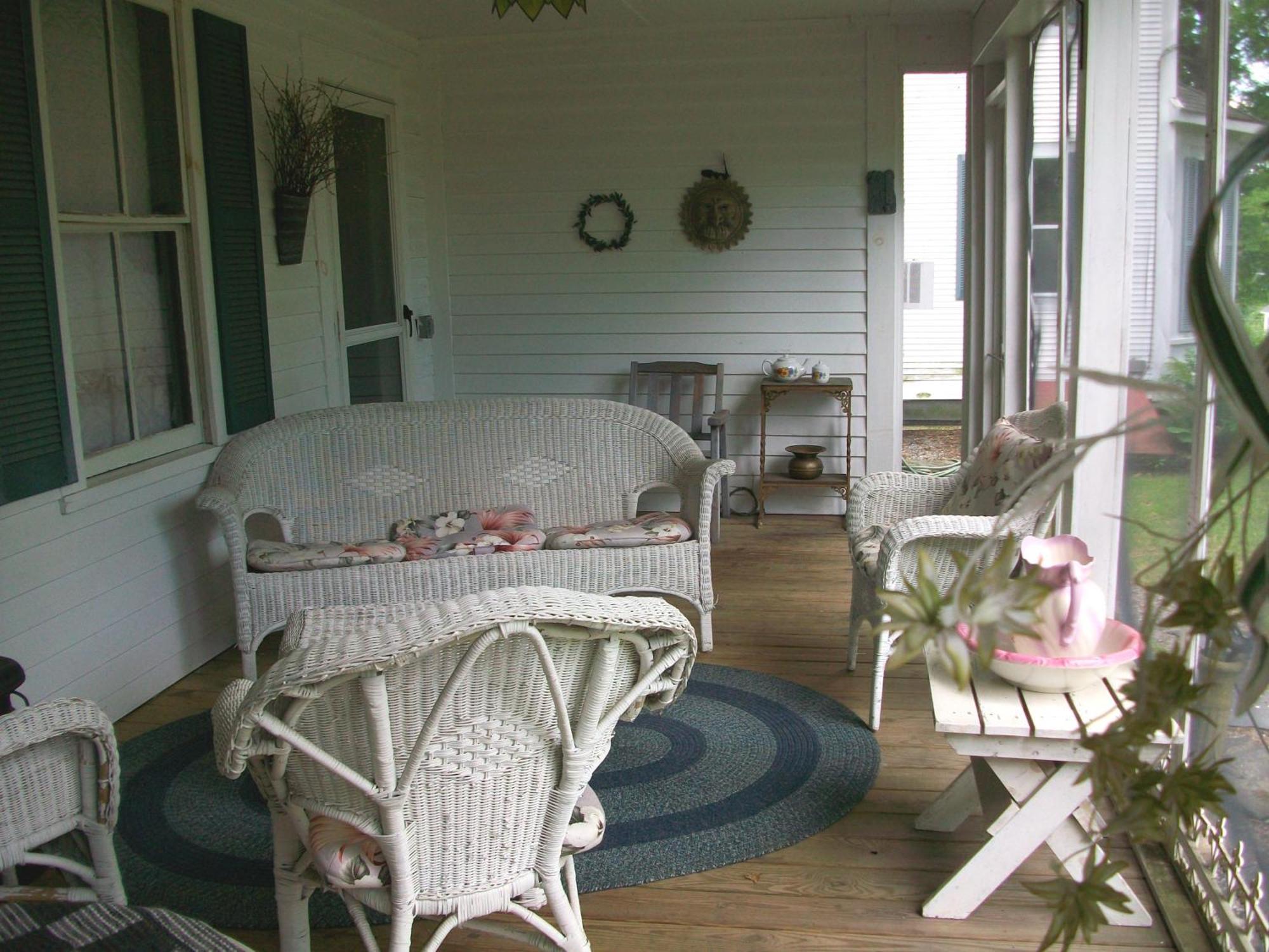 The Bridges Inn At Whitcomb House B&B Swanzey Extérieur photo